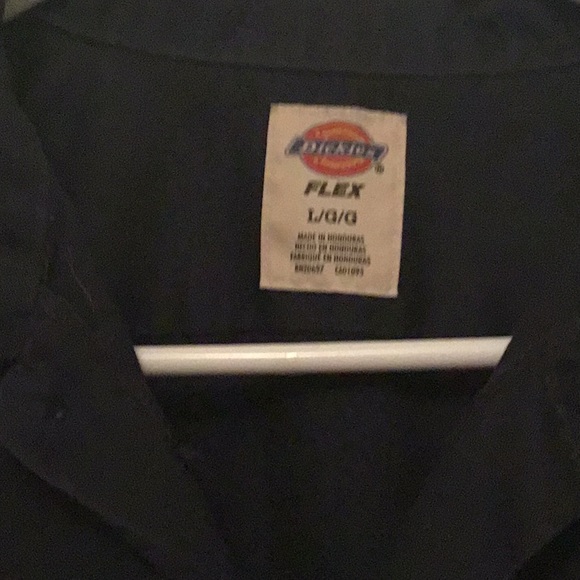 Men’s short sleeve Dickies shirt size Lrg in navy - Picture 3 of 4